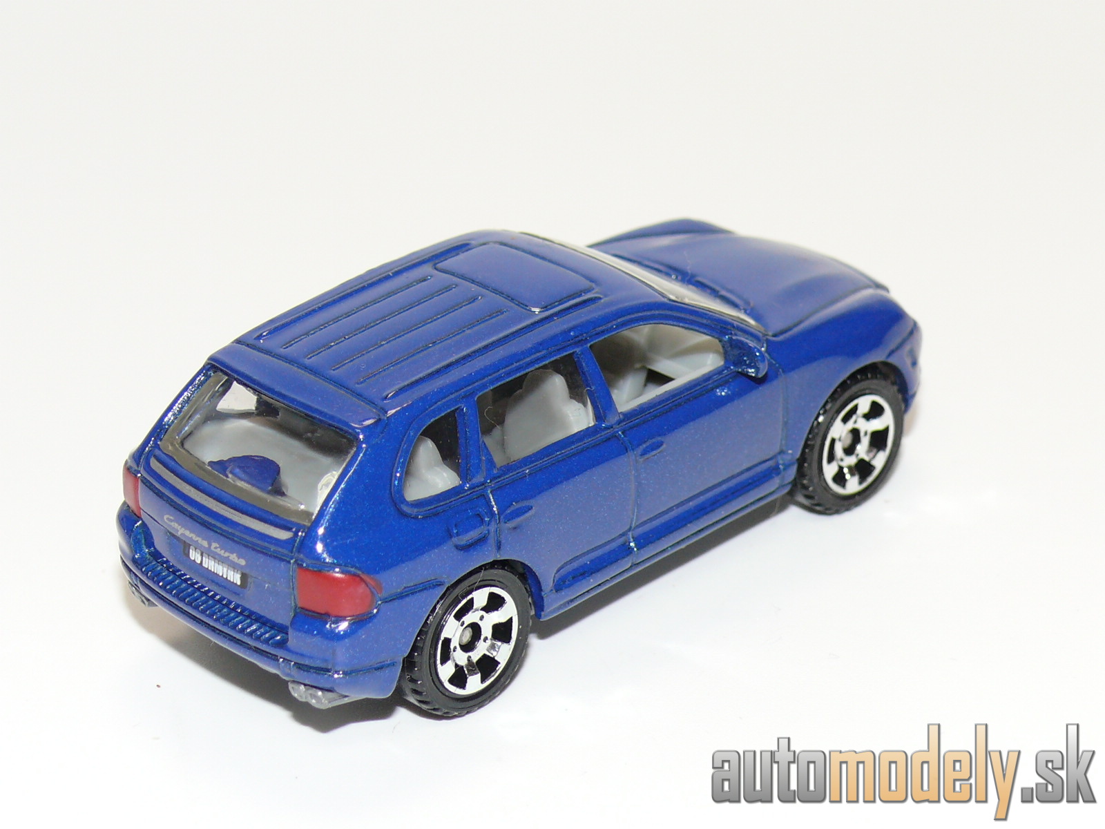 Matchbox porsche cayenne
