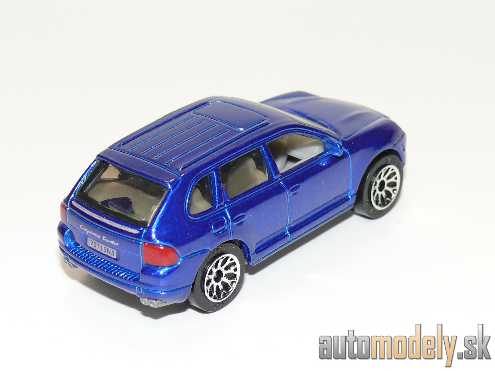 Matchbox porsche cayenne