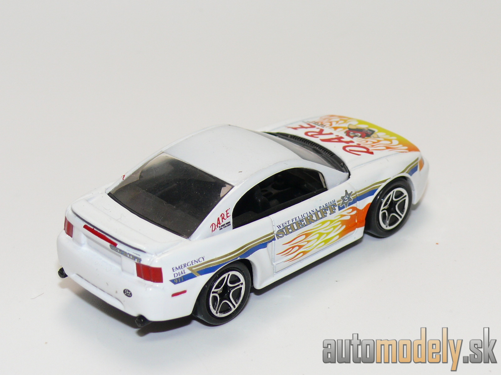 Matchbox - '99 Mustang - 1:61