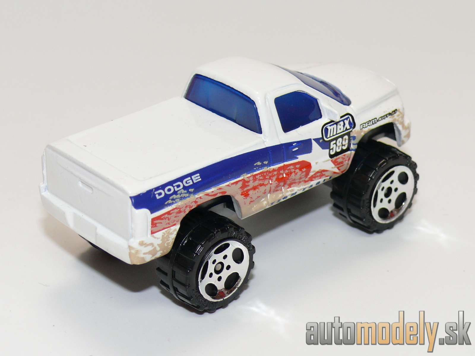 Matchbox - Dodge Ram SRT-10 2003 - 1:70