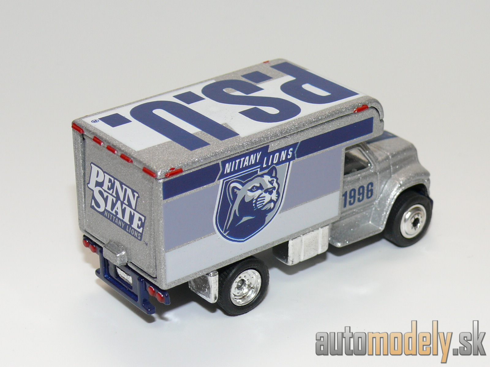 Matchbox - Ford F800 Delivery Van - 1:70