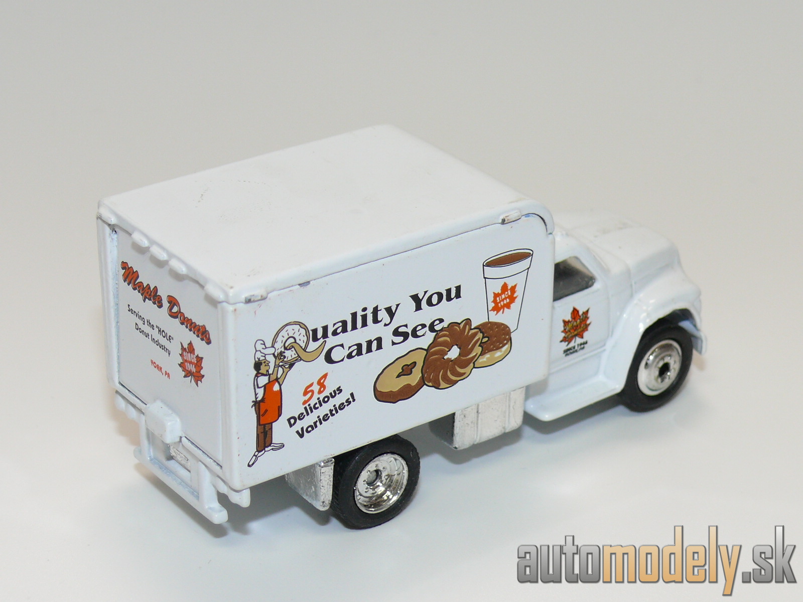 Matchbox - Ford F800 Delivery Van - 1:70