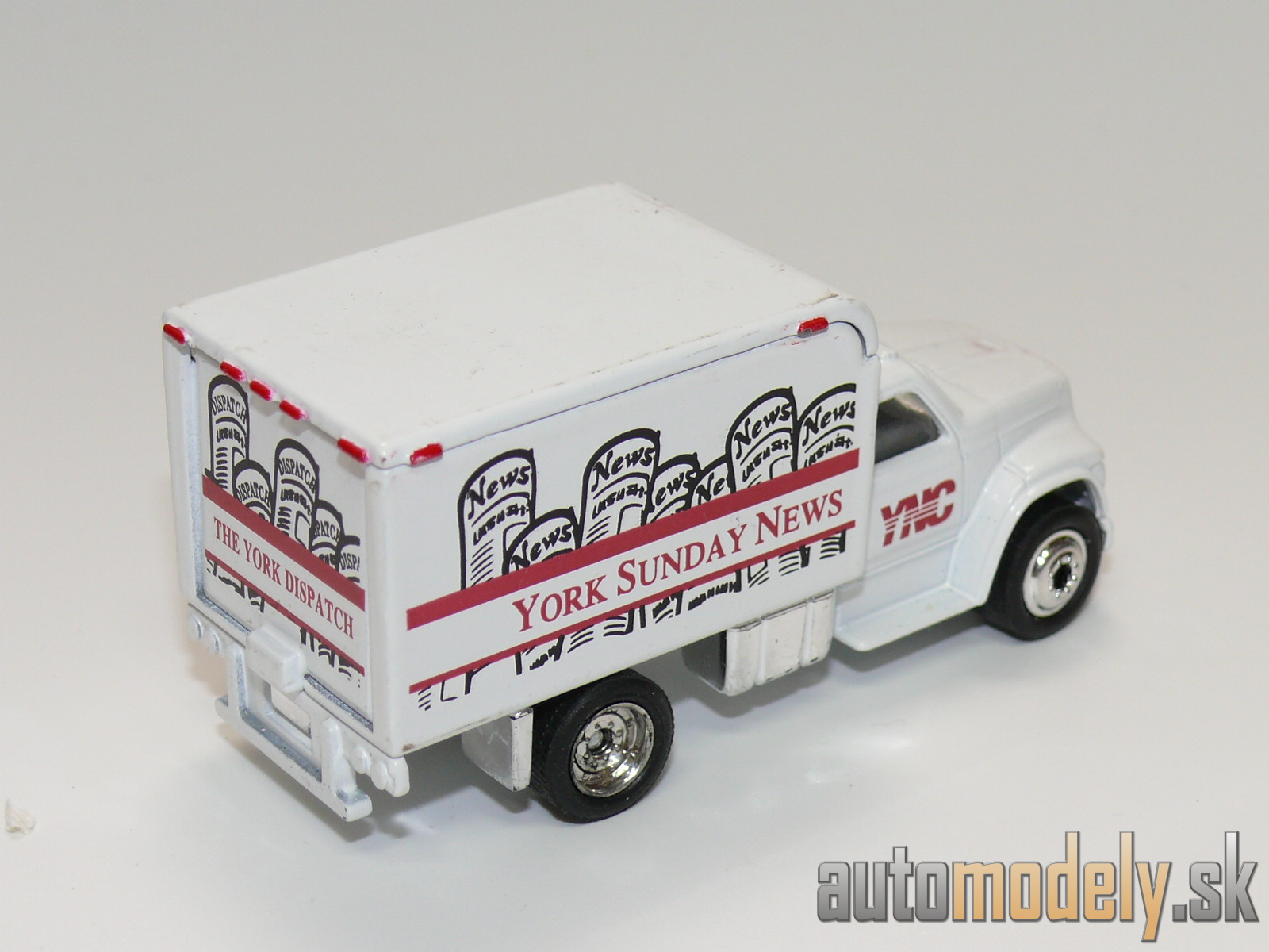 Matchbox - Ford F800 Delivery Van - 1:70