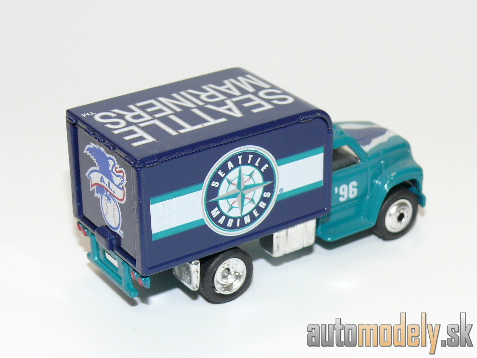 Matchbox - Ford F800 Delivery Van - 1:70