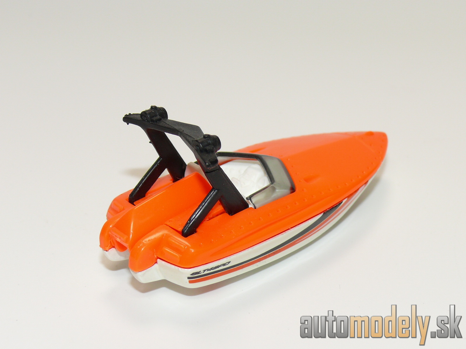 Matchbox - Tower Boat