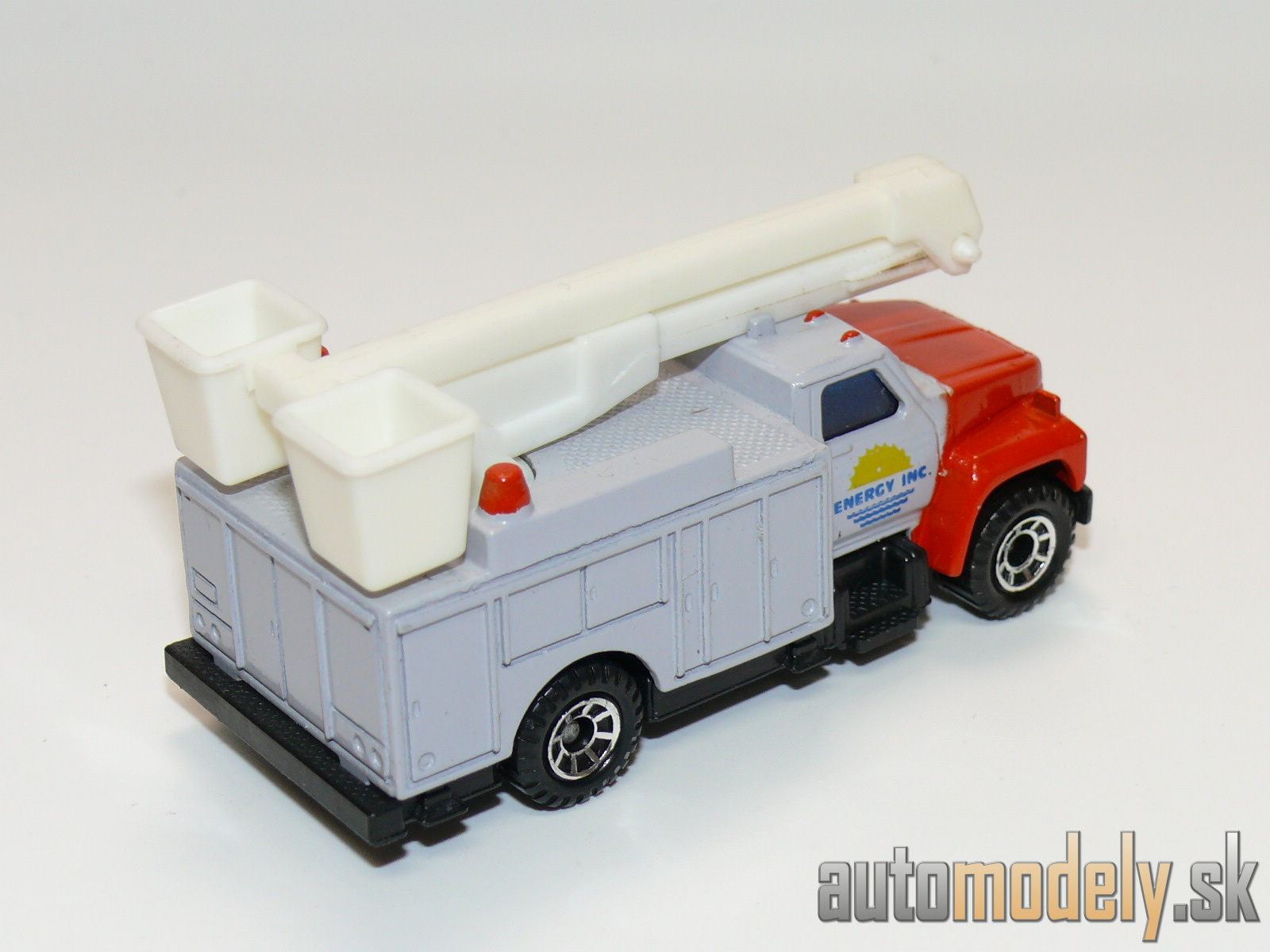 Matchbox - Utility Truck - 1:83