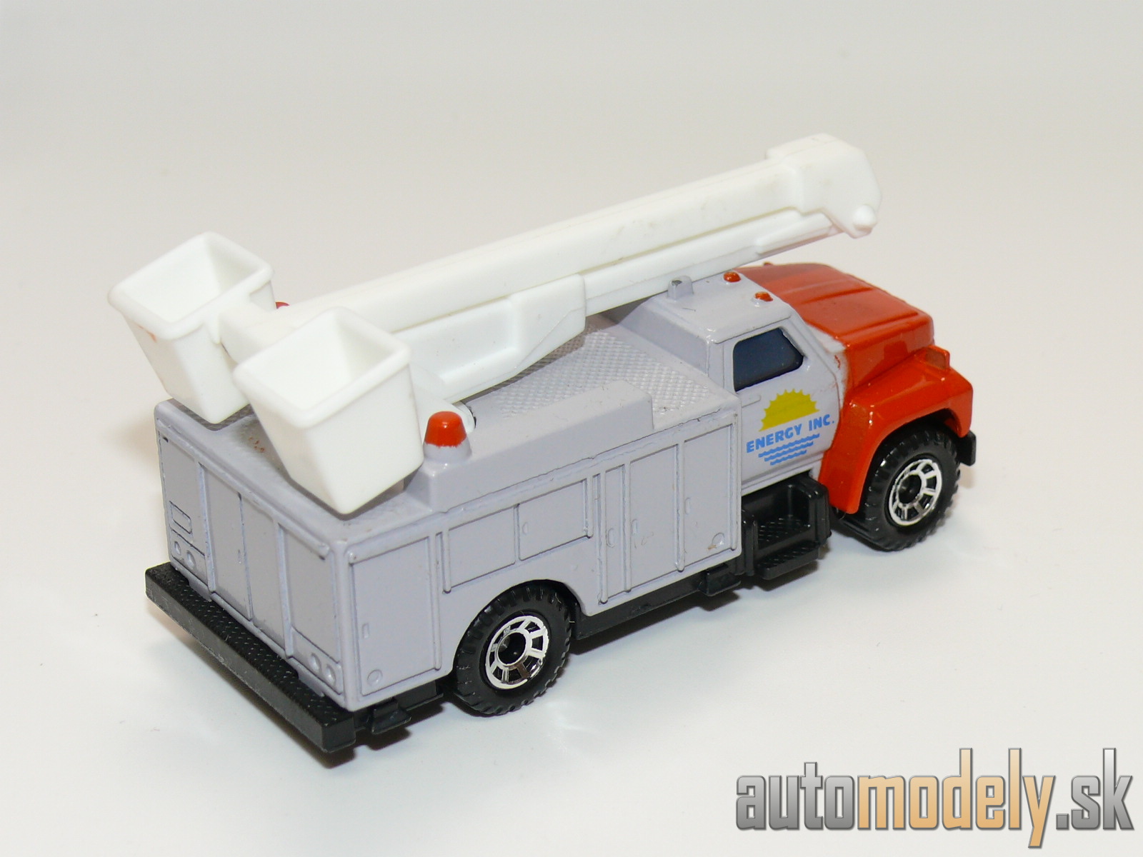 Matchbox - Utility Truck - 1:83