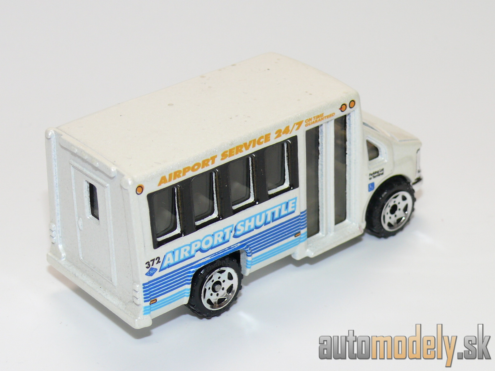 Matchbox - Chevy Transport Bus - 1:80