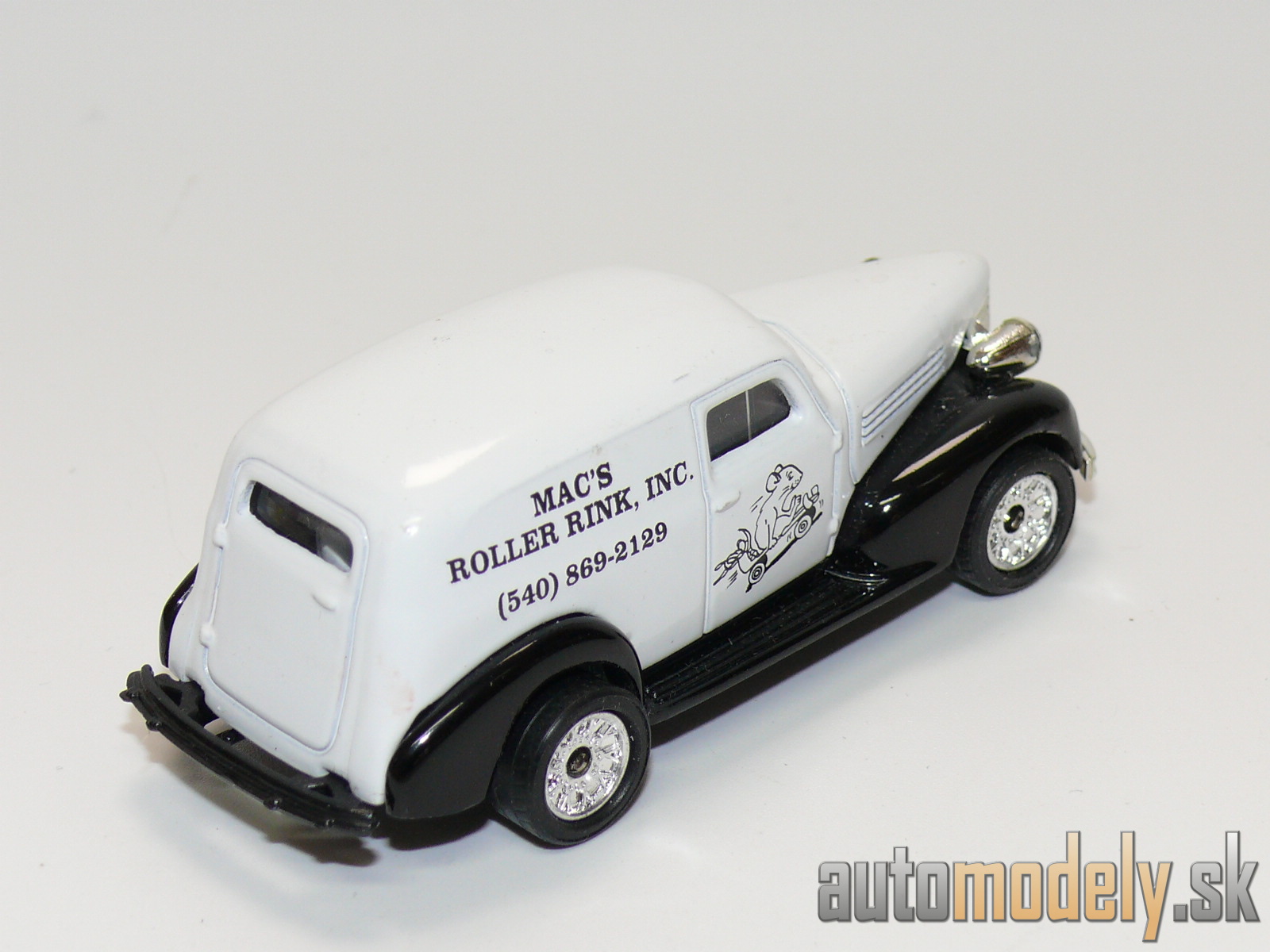 Matchbox - '39 Chevy Sedan Delivery - 1:63