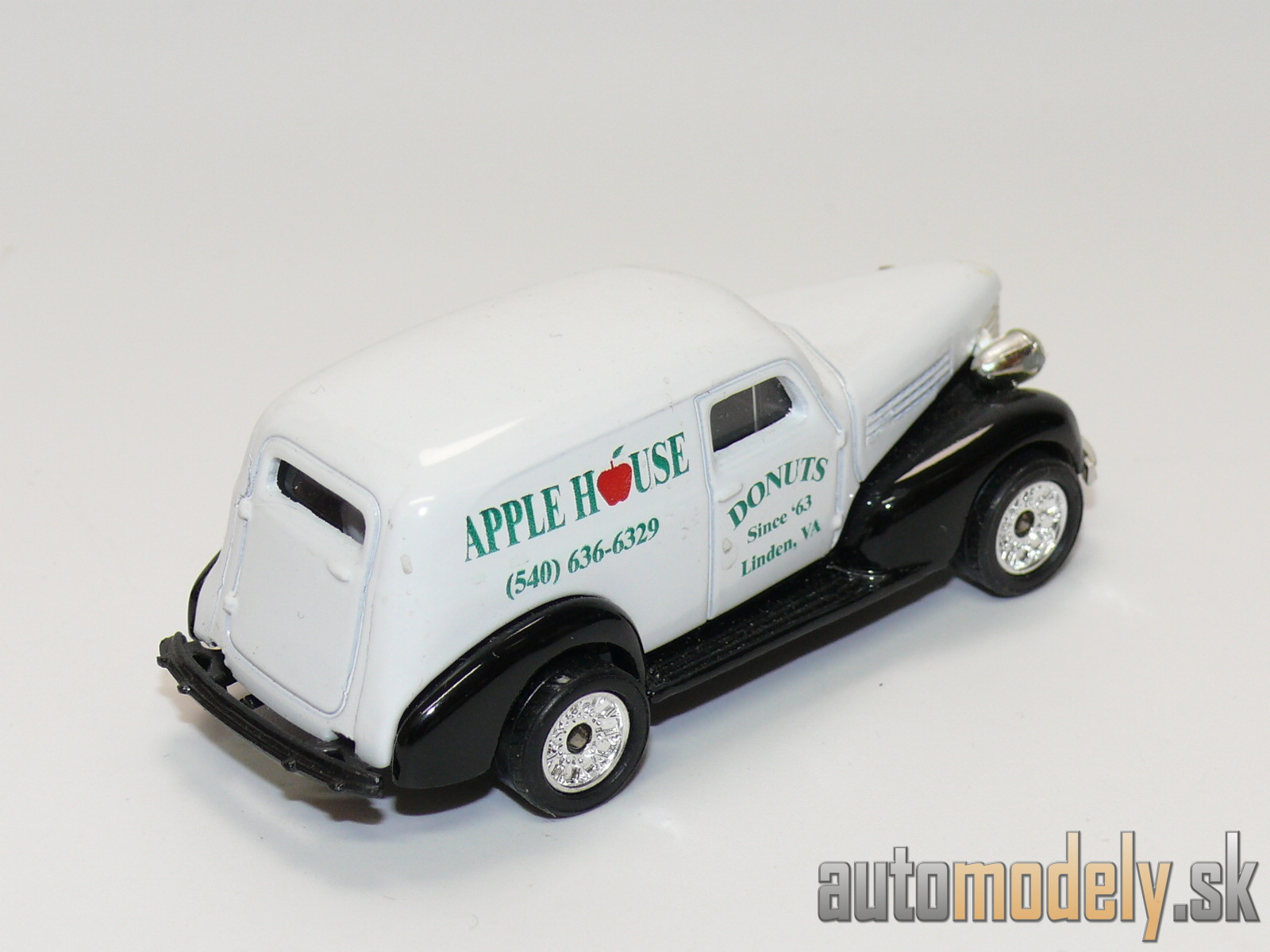 Matchbox - '39 Chevy Sedan Delivery - 1:63