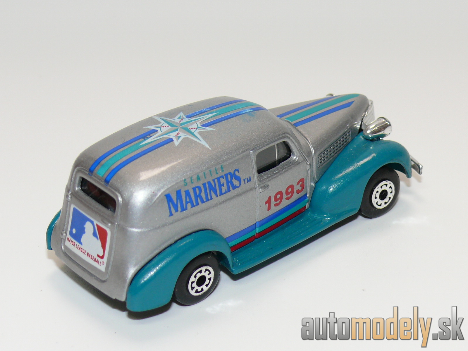 Matchbox - '39 Chevy Sedan Delivery "Seattle Mariners MLB" - 1:57