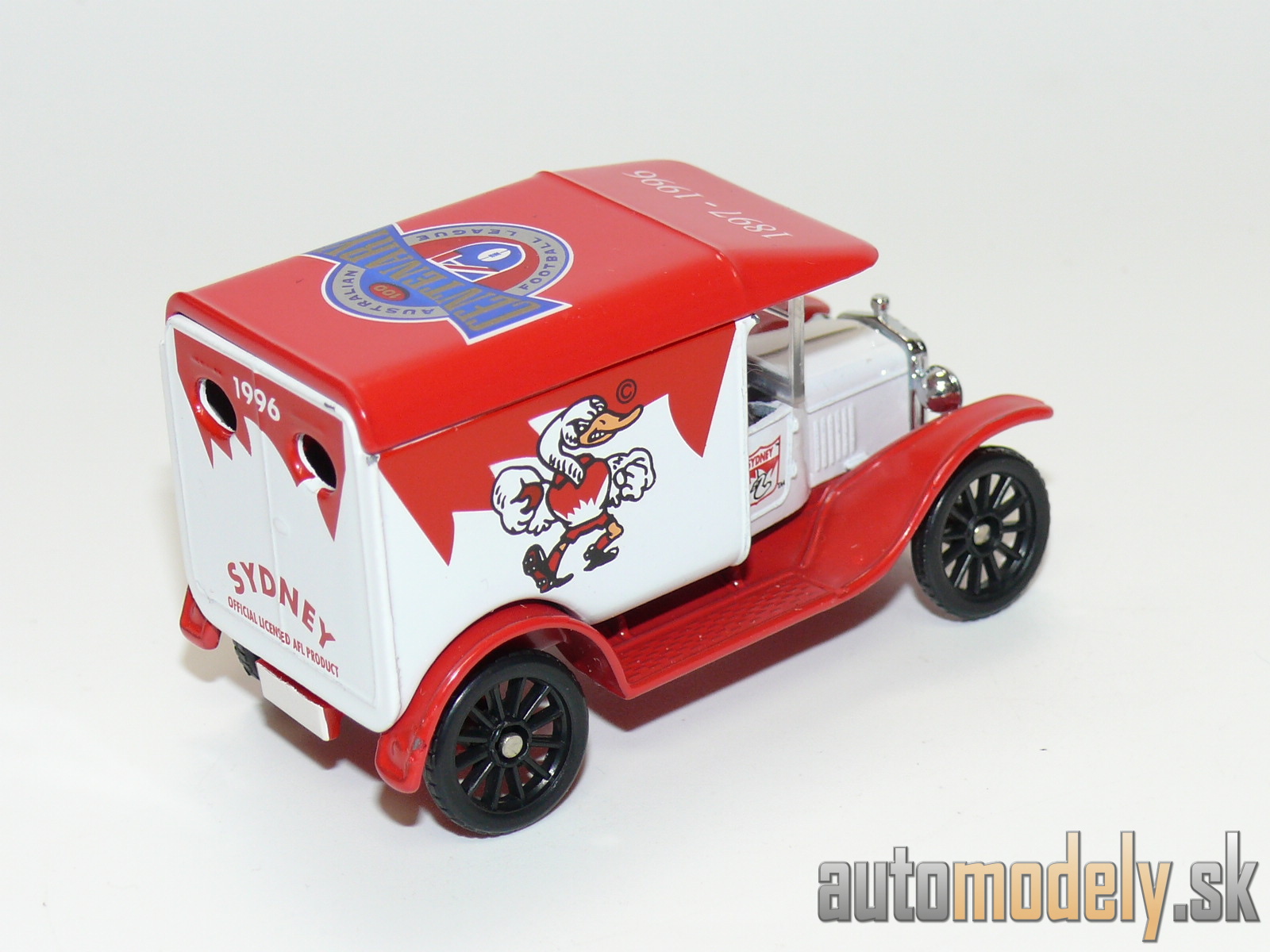 Matchbox - 1921 Model T Ford "Centenary Australian Football League Sydney 1996" - 1:52