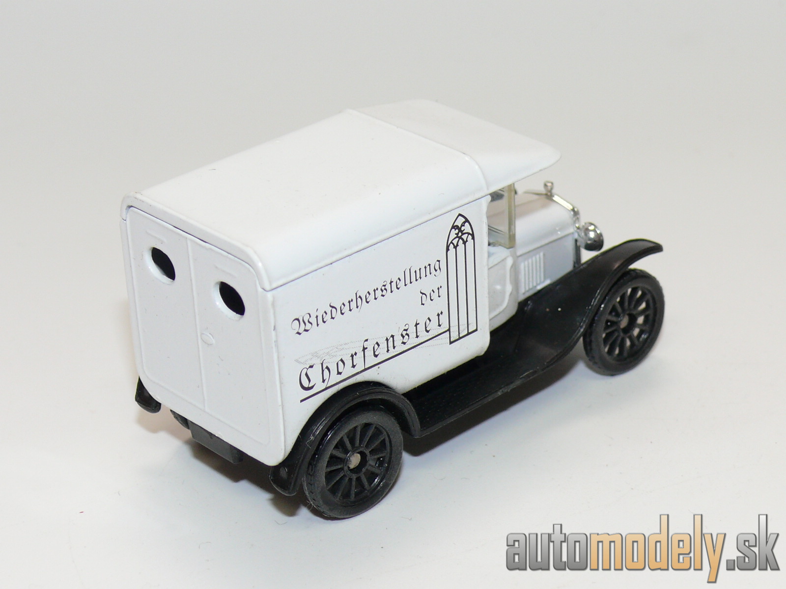 Matchbox - 1921 Model T Ford "Kirche St. Marien Sandersleben" - 1:52