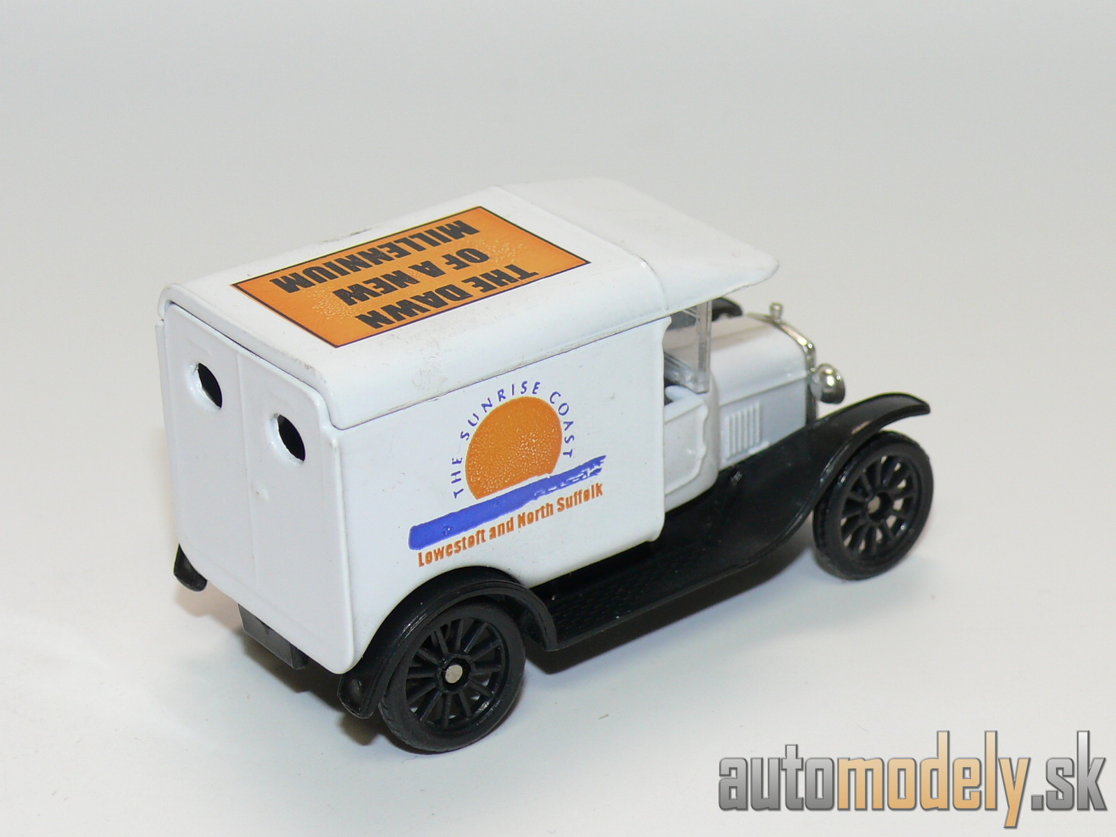 Matchbox - 1921 Model T Ford "The Dawn Of A New Millennium" - 1:52