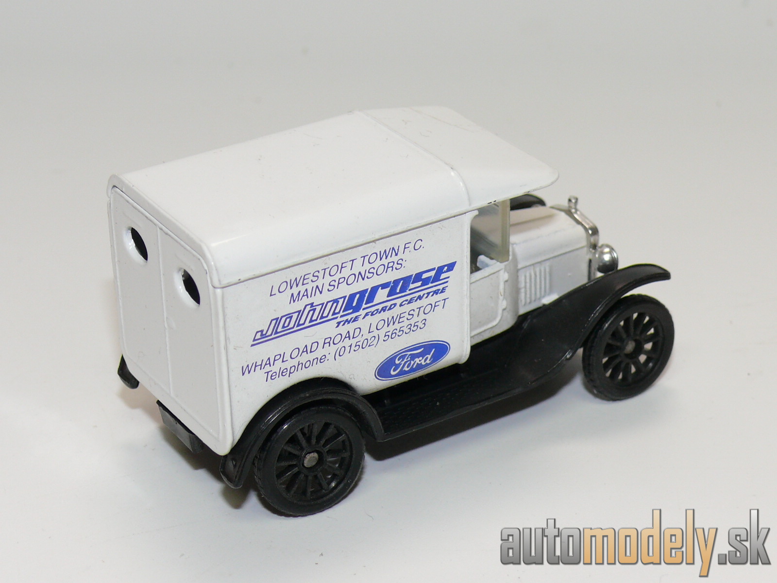Matchbox - 1921 Model T Ford "Lowestoft Town Football Club" - 1:52