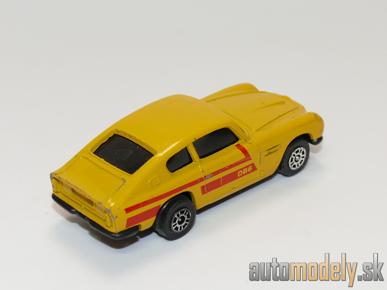Corgi - Aston Martin DB6