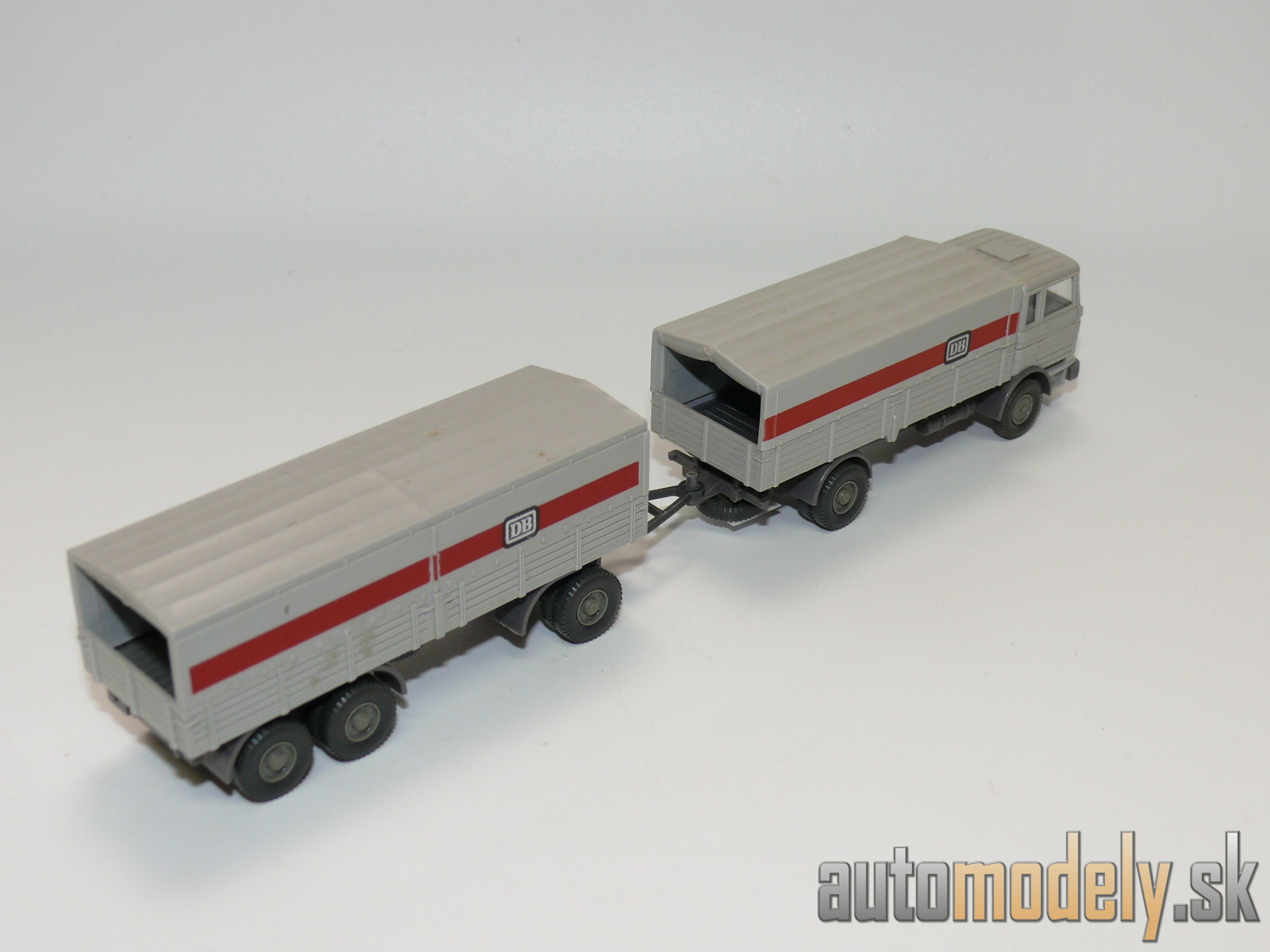 Wiking 432 - MB LP 1620 "DB" - HO 1:87