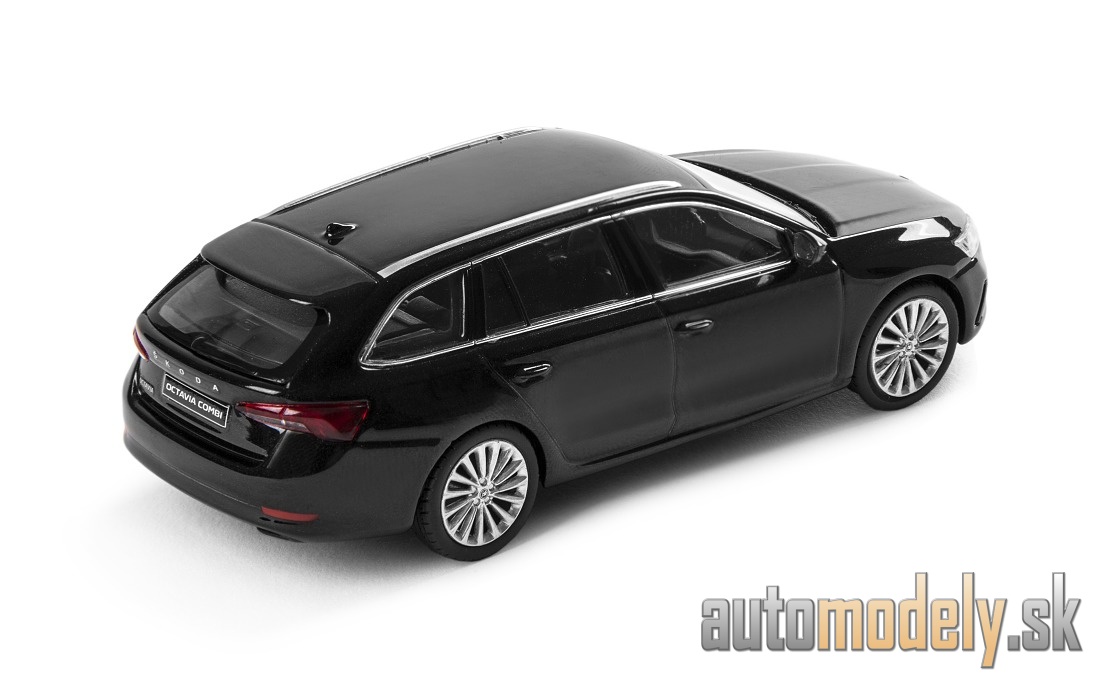Nová Škoda Octavia Combi IV Čierna Magic - 1:43
