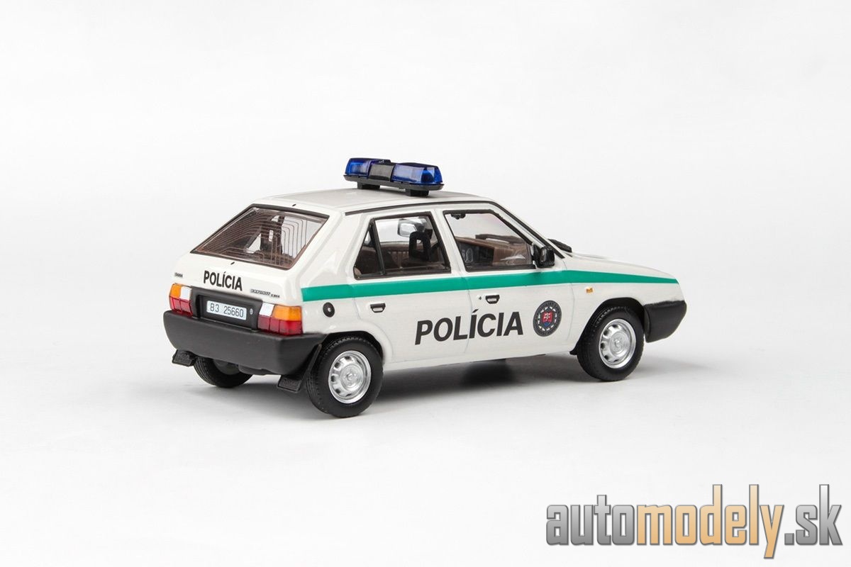 Abrex - Škoda Favorit 136L (1988) Polícia SR - 1:43