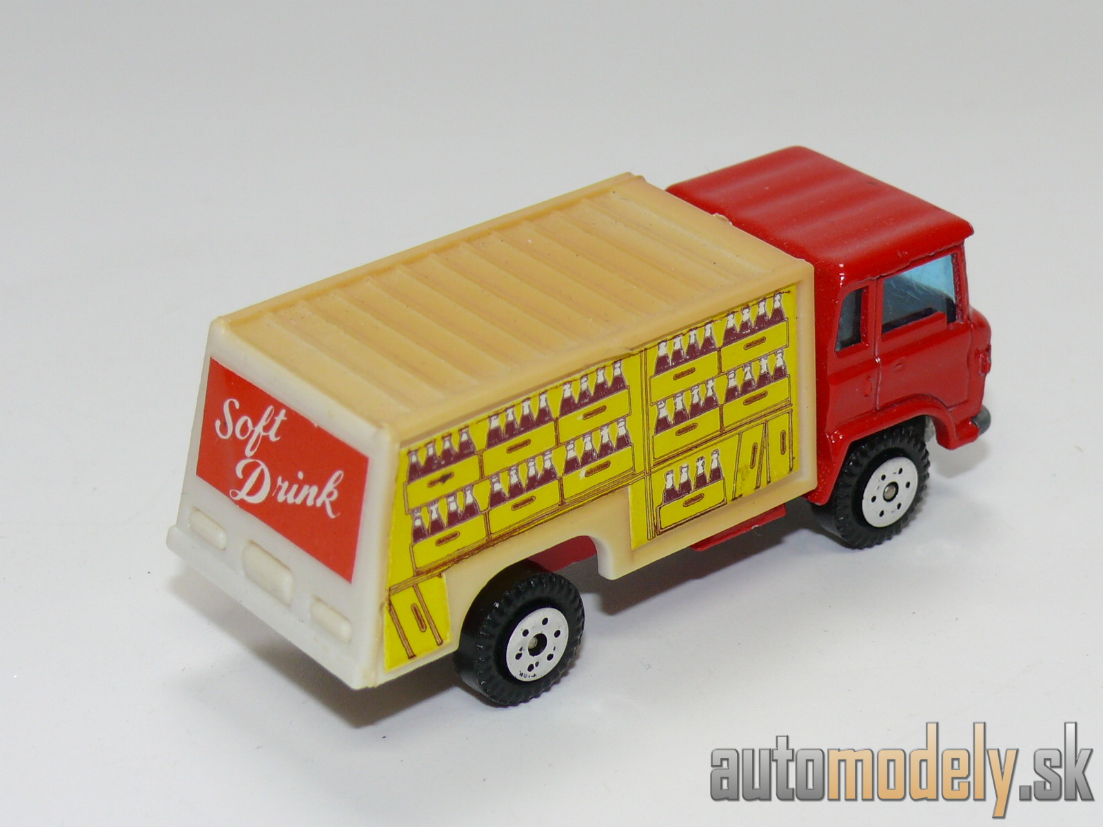 Yatming - Soft Drink Truck