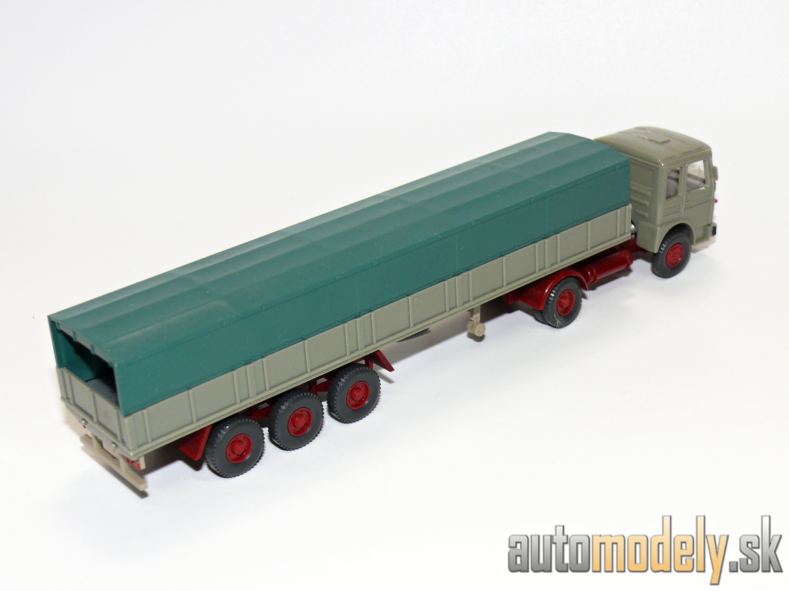 Wiking 517 - MAN Sattelzug mit Dreiachs-Auflieger - HO 1:87