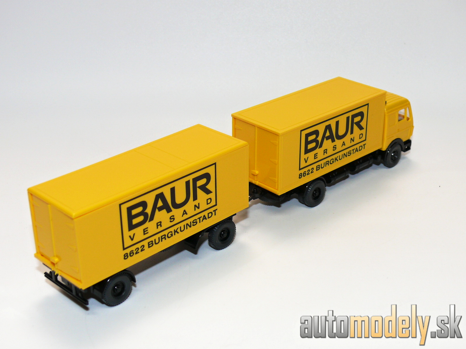 Wiking 459 - MB 1635 "Baur" - HO 1:87