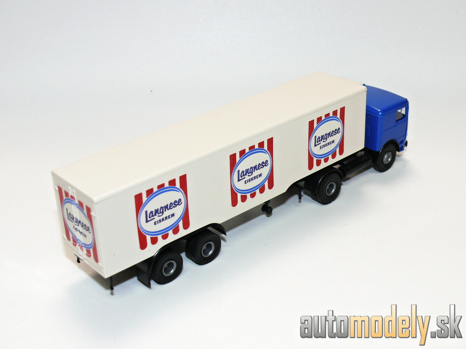 Brekina 7912 - Büssing LS 11 Sattelzug "Langnese Eiskrem" - HO 1:87