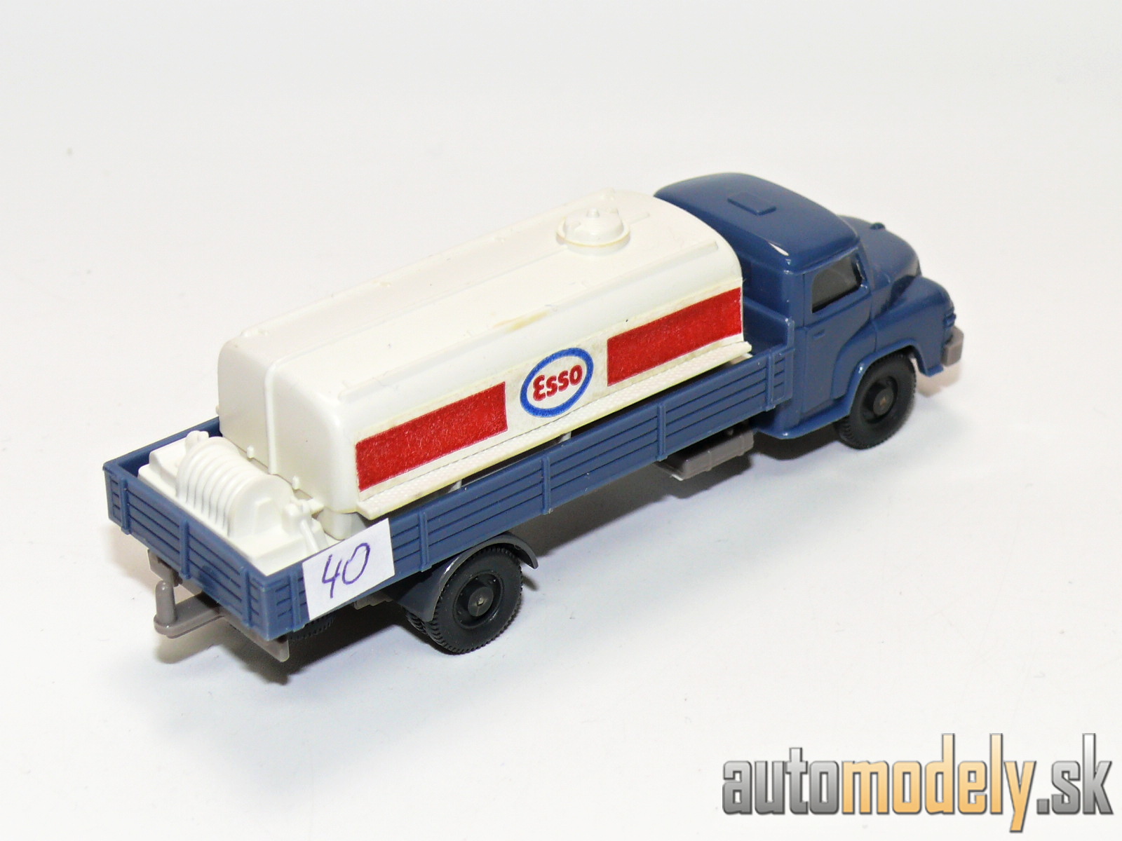 Wiking - MAN cisterna "Esso" - 1:87
