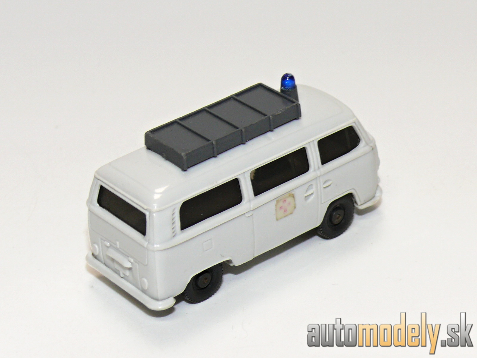 Wiking 320/15 - VW T2 Bus Krankenwagen - 1:87