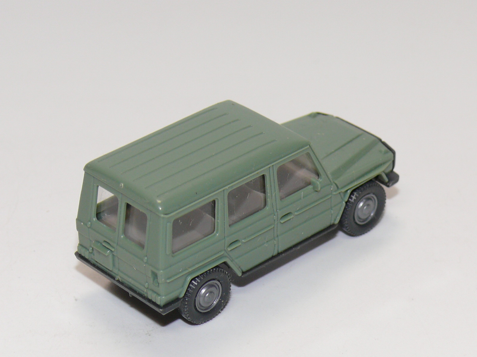 Wiking 266/4 - Mercedes Benz 230 G - 1:87