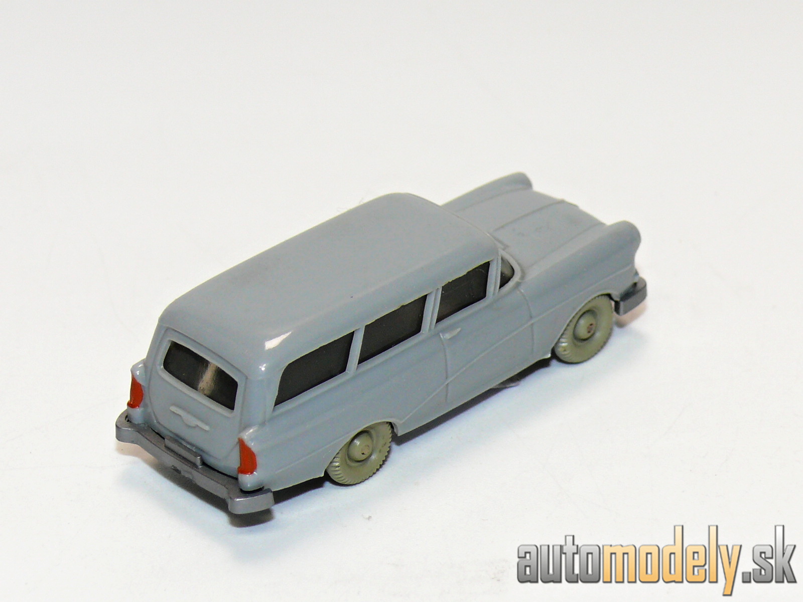 Wiking 70/2 - Opel Rekord Caravan '58 - 1:87