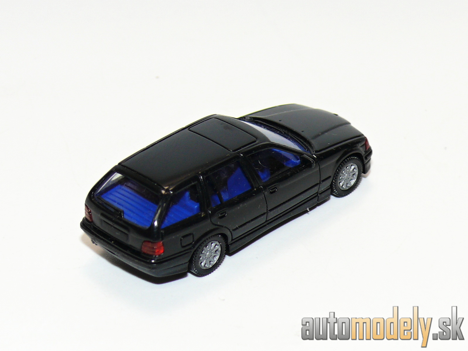 Wiking 199/6 - BMW 320i Touring - 1:87