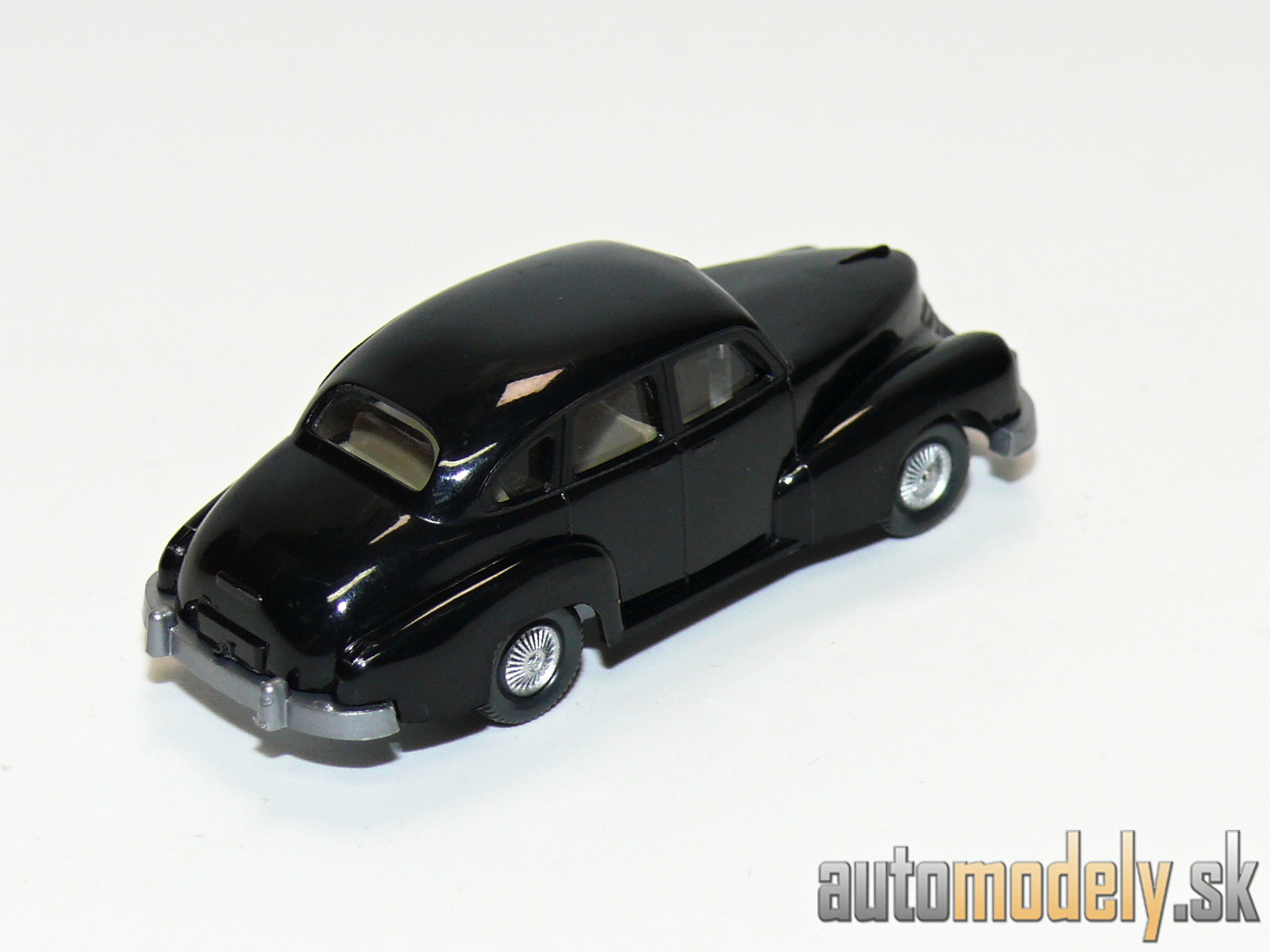 Wiking 110/4 - Opel Kapitän 51 - 1:87