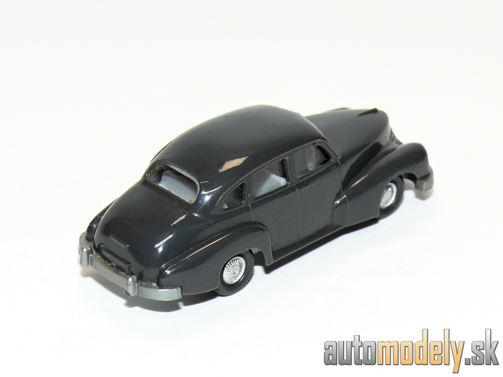 Wiking 110/4 - Opel Kapitän 51 - 1:87