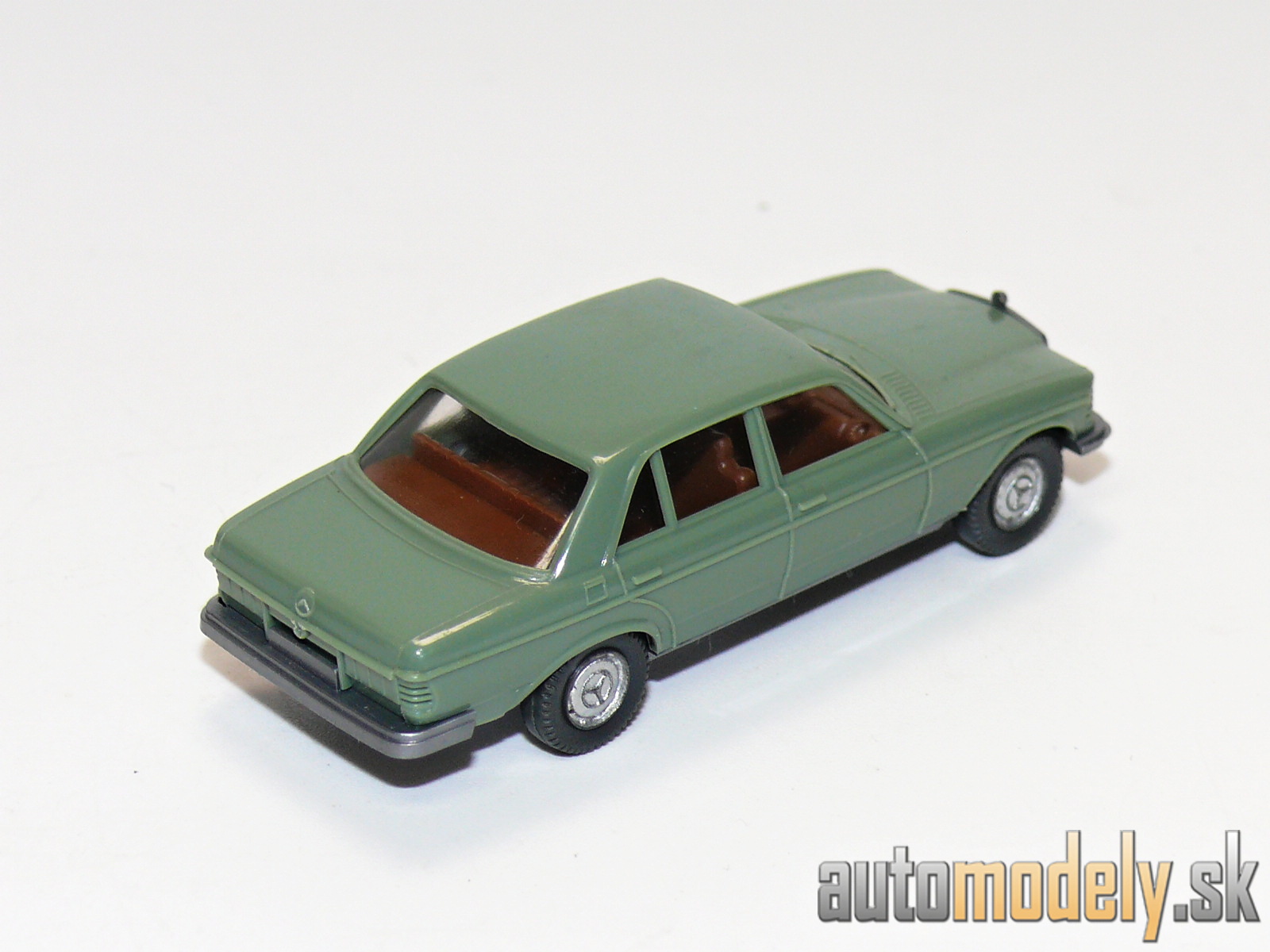 Wiking 152/2 - Mercedes Benz 240 D - 1:87