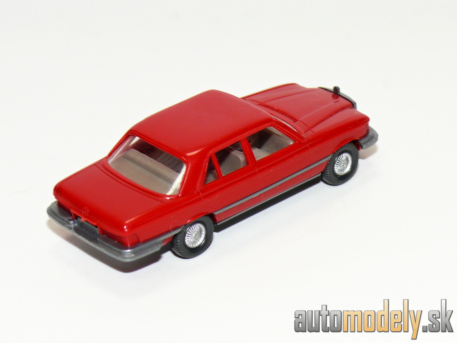 Wiking 151/1 - Mercedes Benz 450 SE - 1:87