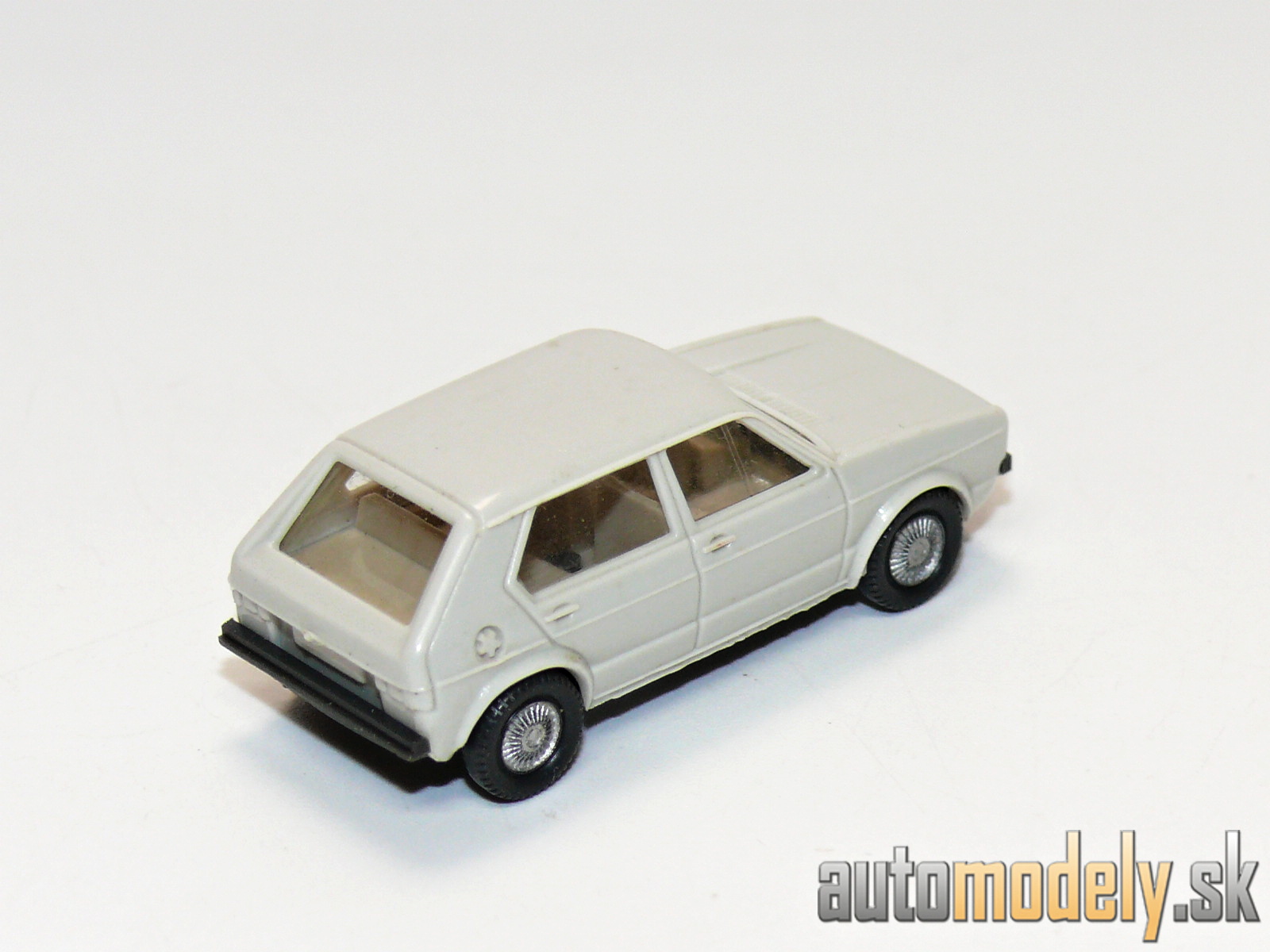 Wiking 44/3 - VW Golf I 4türig - 1:87