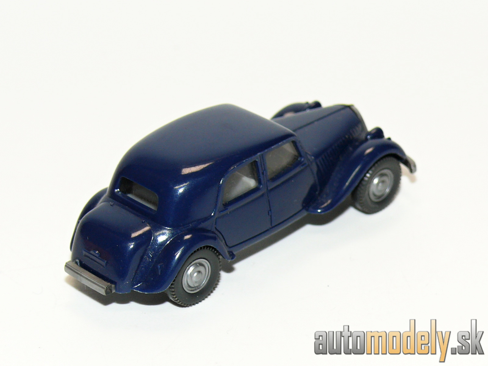 Wiking 822/1 - Citroen 15 SIX - 1:87