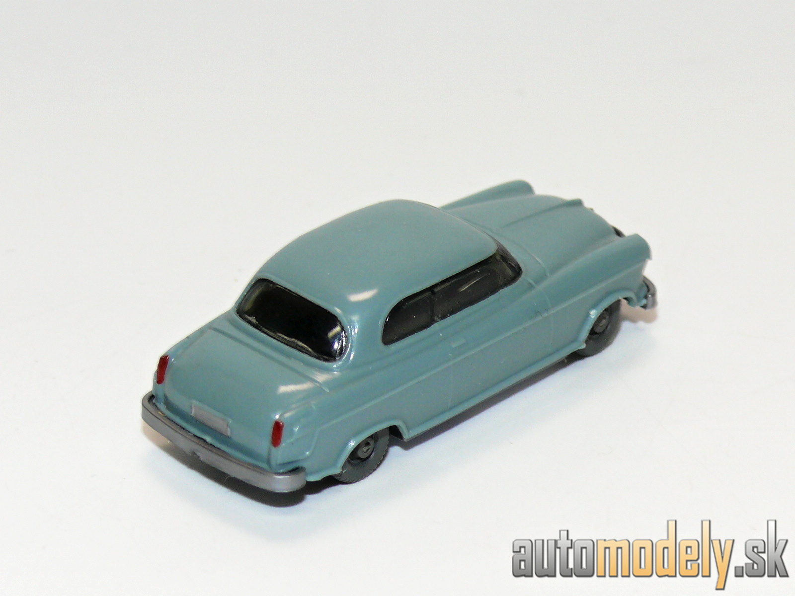 Wiking 185/1 - Borgward Isabella Limousine - 1:87