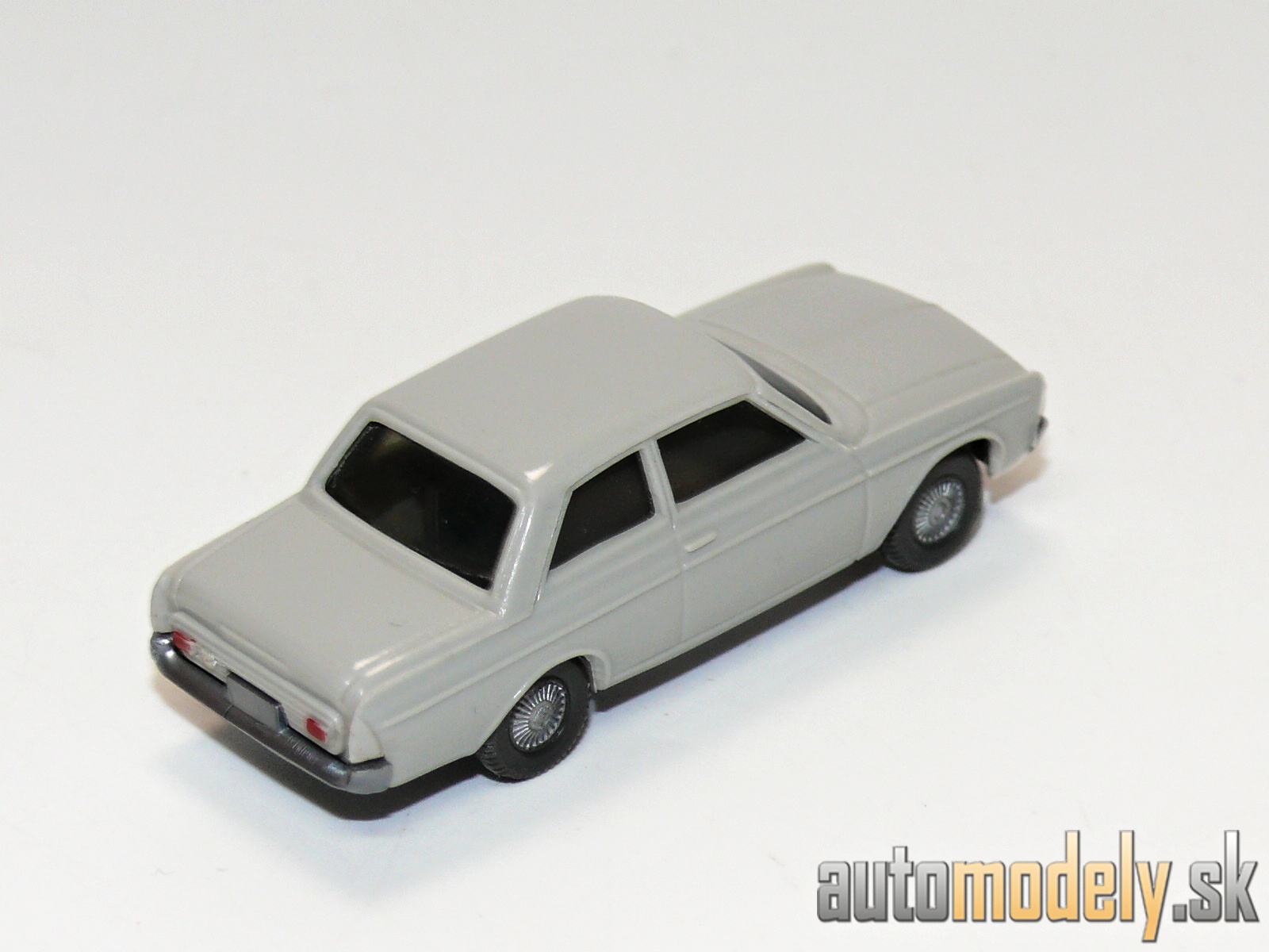 Wiking 204/1 - Ford Taunus 20 M - 1:87