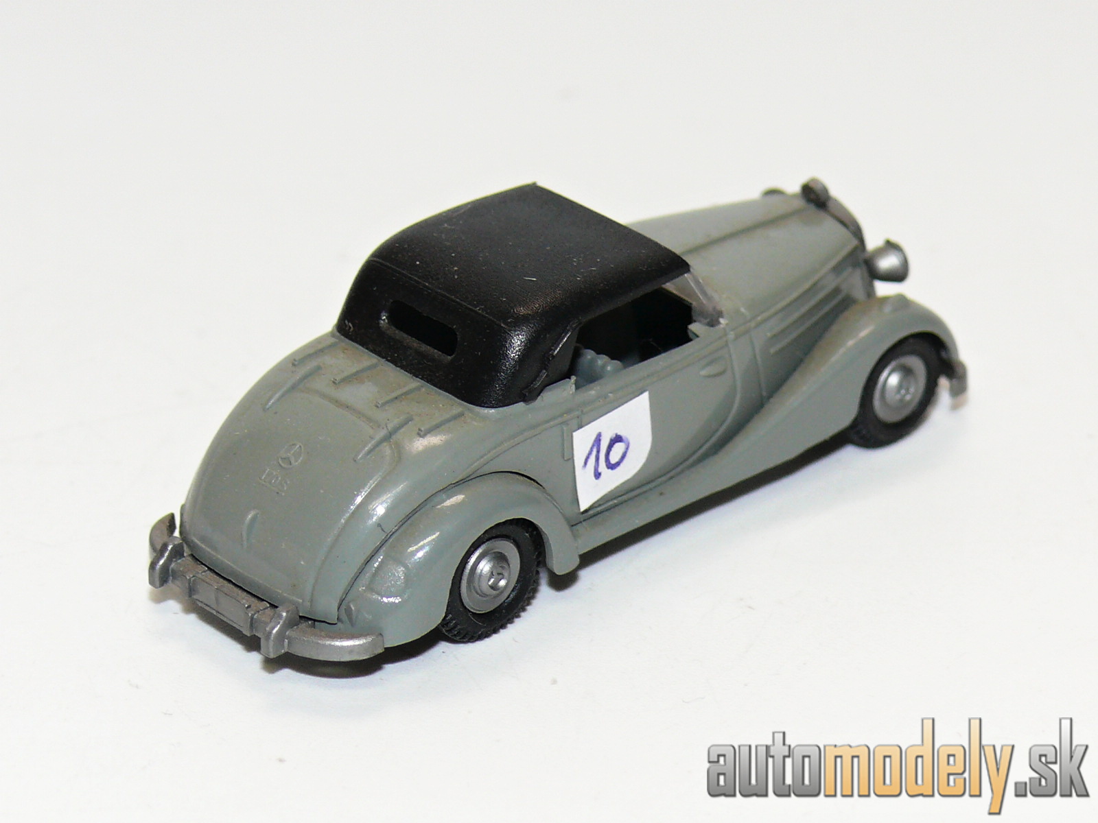Praliné - Mercedes 170 S - 1:87
