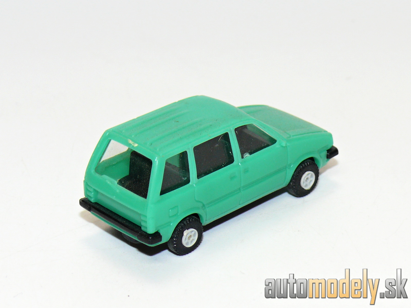 Směr - Nissan Prairie - 1:87