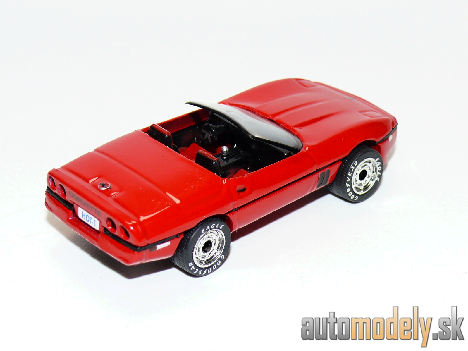 Matchbox Ultra - 1987 Chevrolet Corvette - 1:56