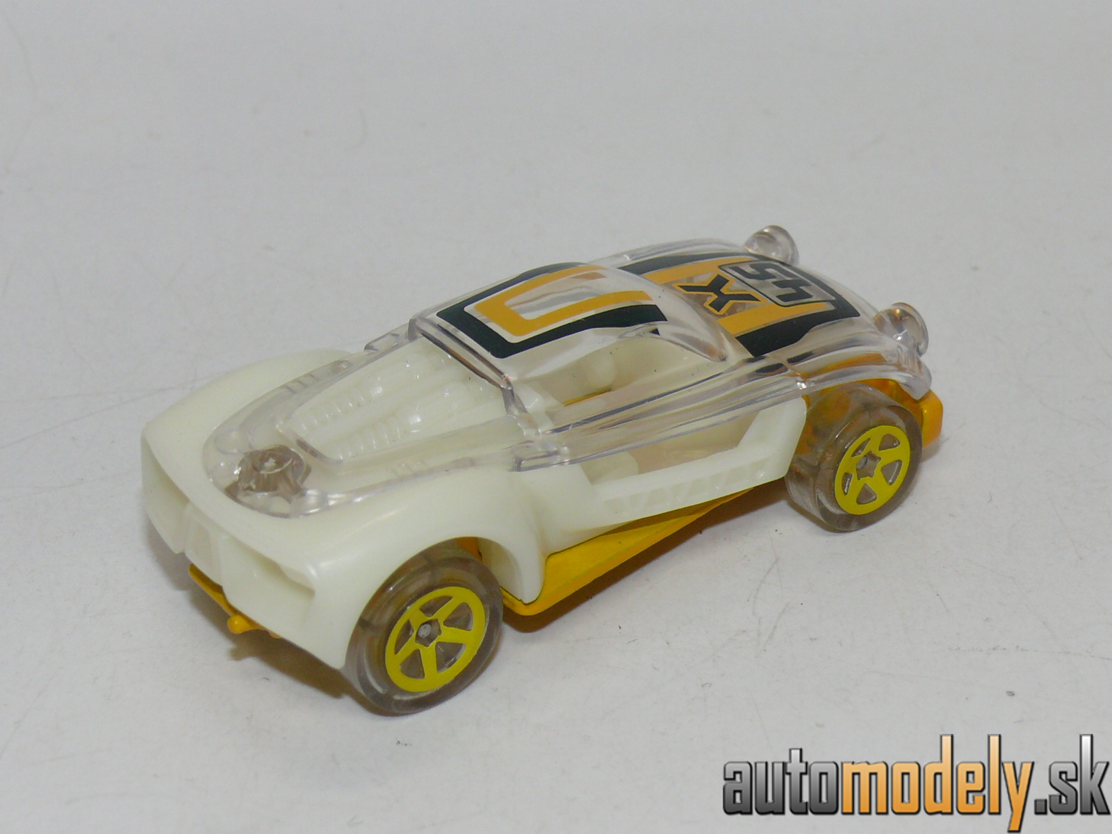Hot Wheels HCT45 - Lightnin' Bug