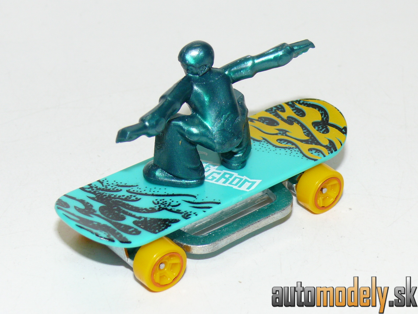Hot Wheels X1617 - Skate Grom