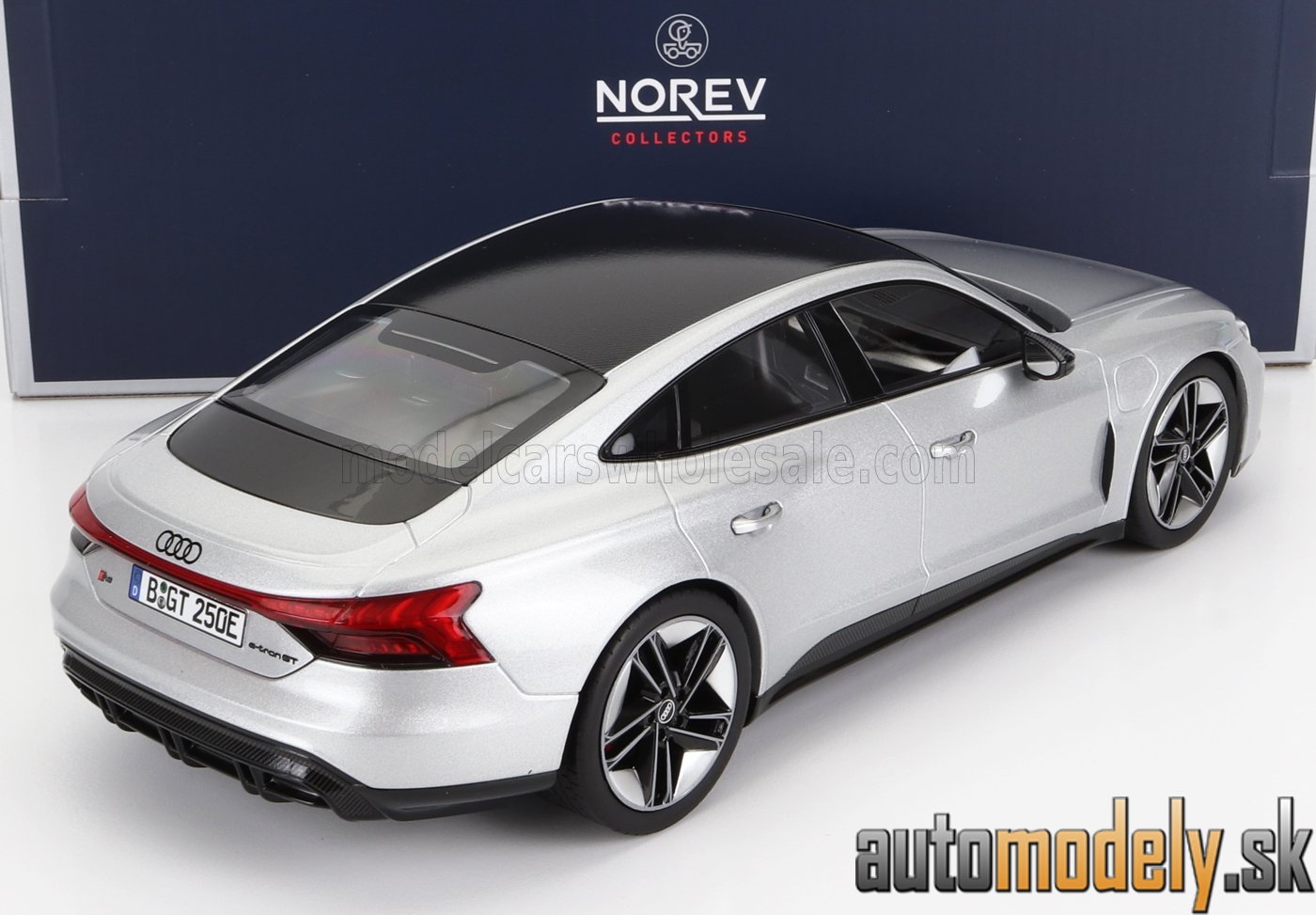 Norev - AUDI - GT RS E-TRON 2021 - SILVER - 1:18
