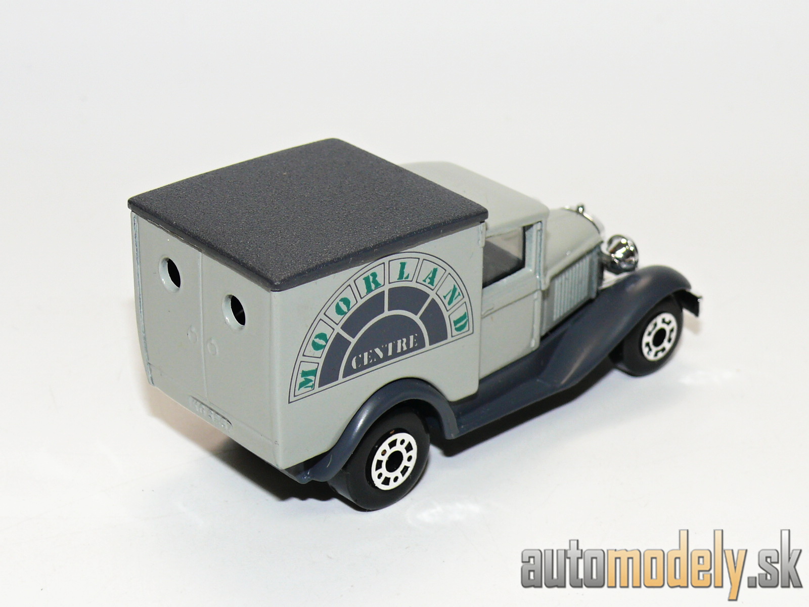 Matchbox - Model A Ford "Moorland Centre"