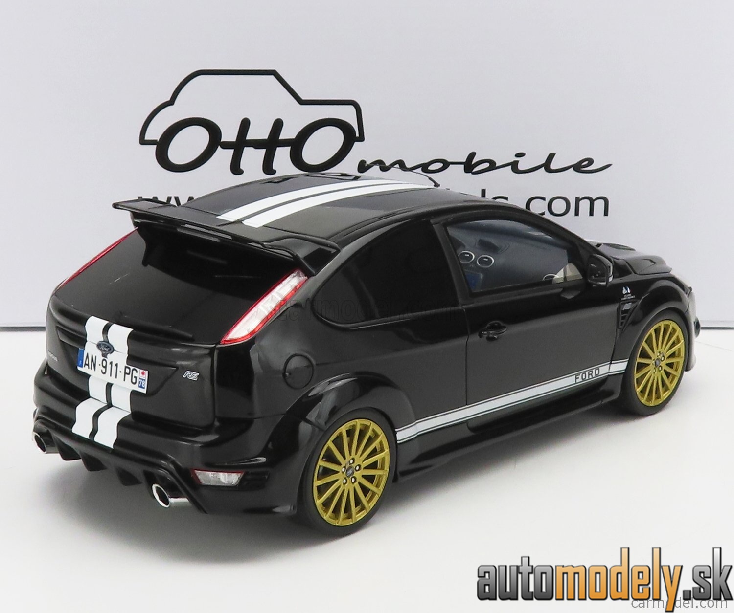 OttOmobile - FORD ENGLAND FOCUS RS MKII 2010 - 24h LE MANS TRIBUTE BLACK WHITE - 1:18