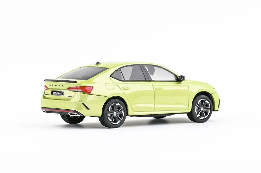  Abrex - Škoda Octavia IV RS (2020) - Zelená Pistachio Metalíza - 1:43