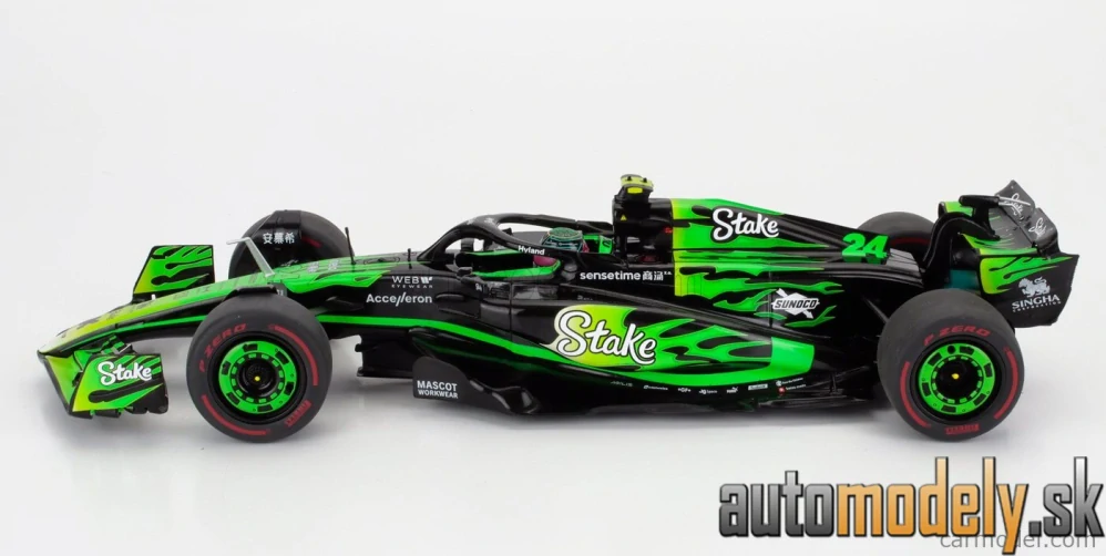 SOLIDO - SAUBER F1 C44 TEAM STAKE KICK N 24 LAS VEGAS USA GP 2024 ZHOU GUANYU - 1:18